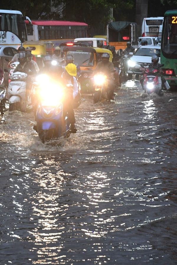 flood in up