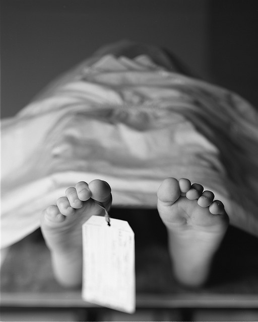 toe tag by jackaroid, via flickr