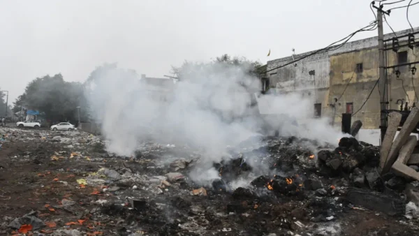 trash-burning-1766454101402