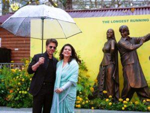 DDLJ 30th anniversary SRK & Kajol unveiled bronze statue