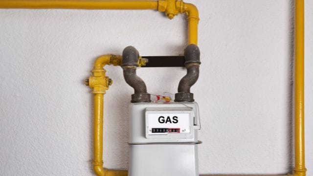 Maharashtra Govt Directs City Gas Distribution Companies to Activate 24×7 Helplines for PNG Connections