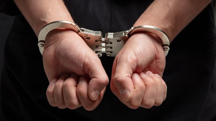 Pune Woman Dies After Brutal Throat-Slitting Attack by Ex-Lover; Accused Arrested