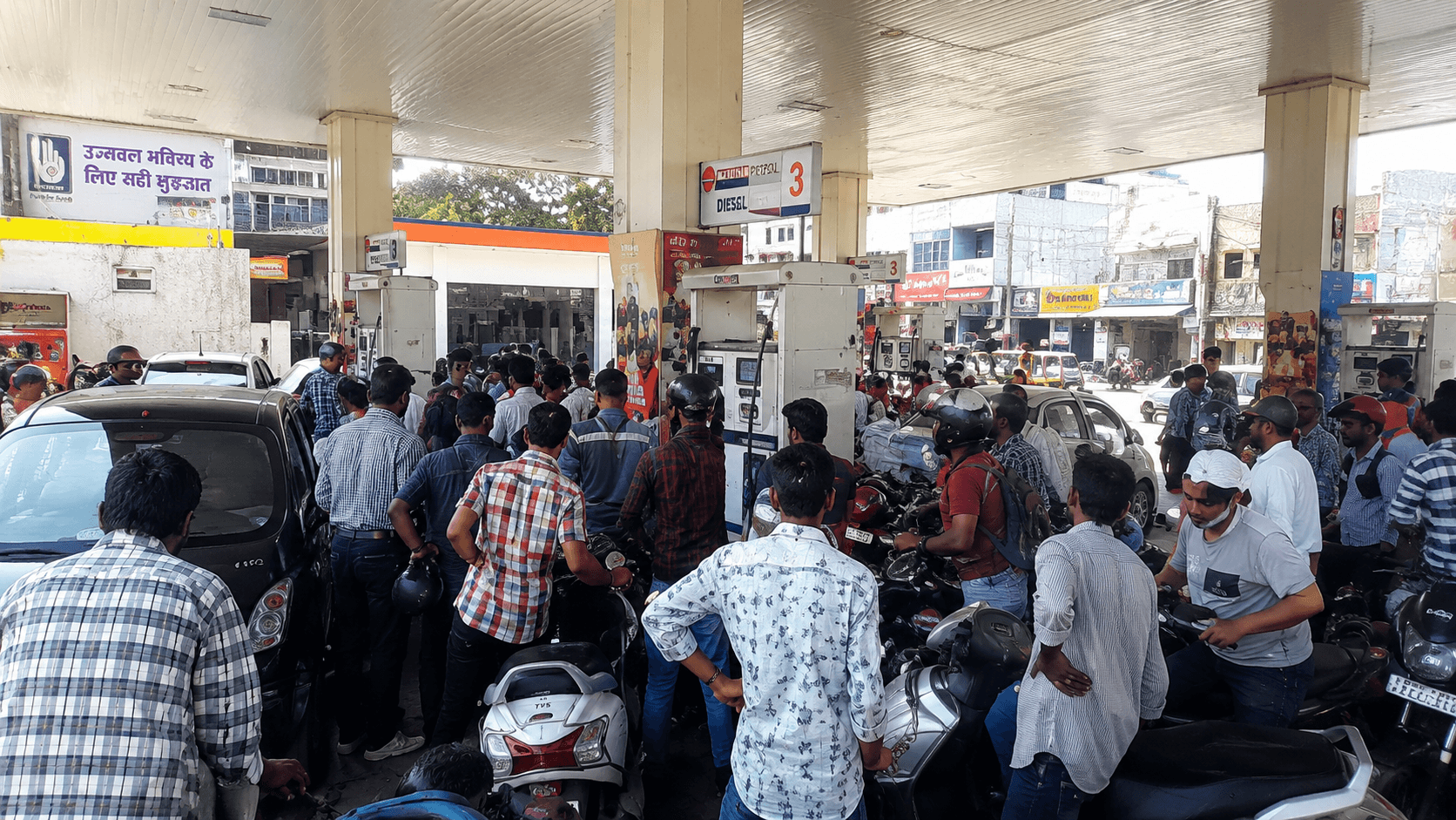 Petrol, Diesel Price Hike LIVE: Centre Raises Fuel Rates by Rs 3 Per Litre Amid Middle East Crisis