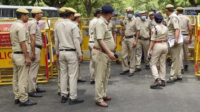 Delhi Murder Case: 21-Year-Old Assaulted and Killed by Youth Group in Anand Parbat, Minor Among Two Held