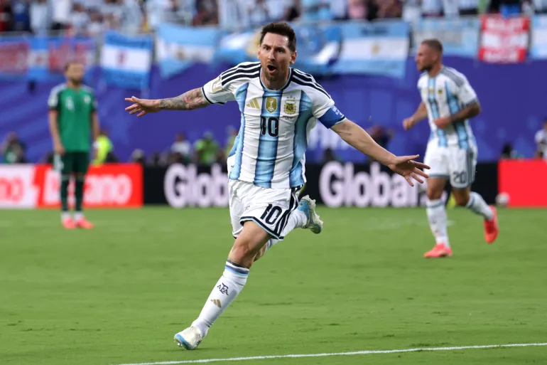 Lionel Messi Hat-Trick Fires Holders Argentina to 3-0 Win Over Algeria at World Cup 2026: First FIFA Tournament Hat-Trick, Joins Klose as Joint-Highest Scorer