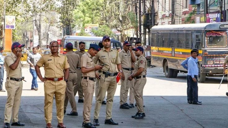 4 Members Of A Family Die By Suicide In Maharashtra Village: Husband Hangs, Wife and Two Children Jump Into Well