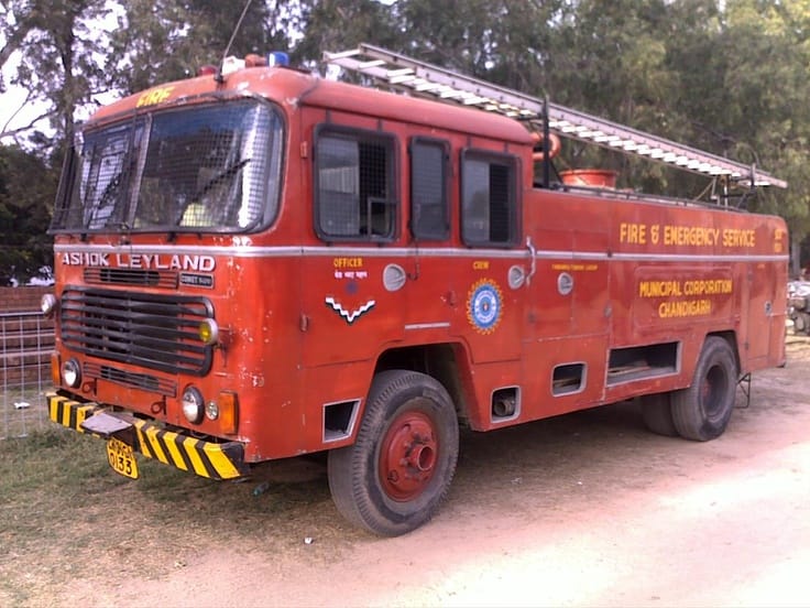 Delhi Fire at Ministry of Education Office Triggers Swift Rescue Response