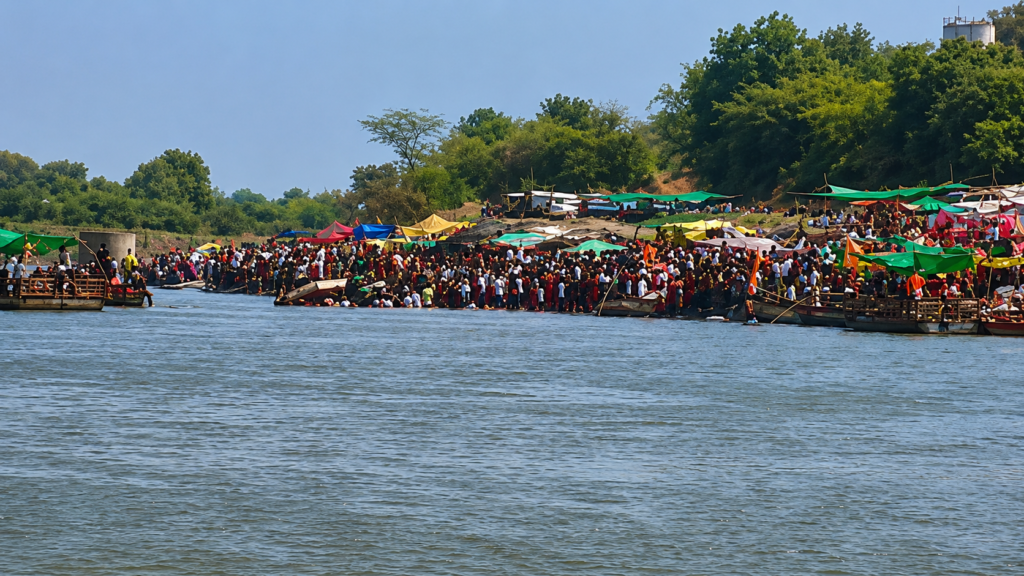 Boat Overturns in Maharashtra Beed: 2 Dead, 33 Rescued as Pilgrims’ Vessel Overloaded Beyond Capacity