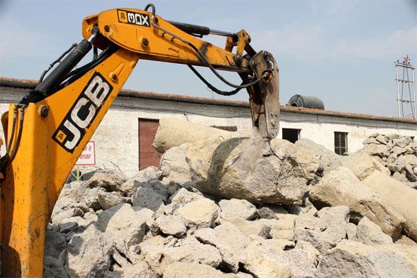 Mumbai’s Aarey Colony Dargah Demolition Reopens Old Land Encroachment Row