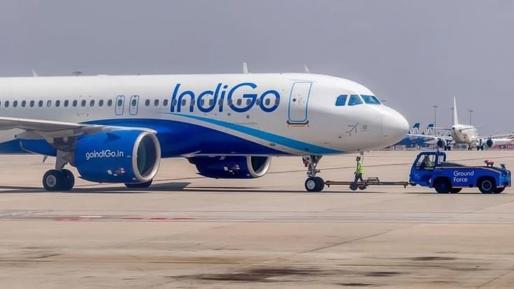 Delhi-Bound IndiGo Flight Delayed After Hoax Bomb Threat Note on Tissue Paper Found in Toilet