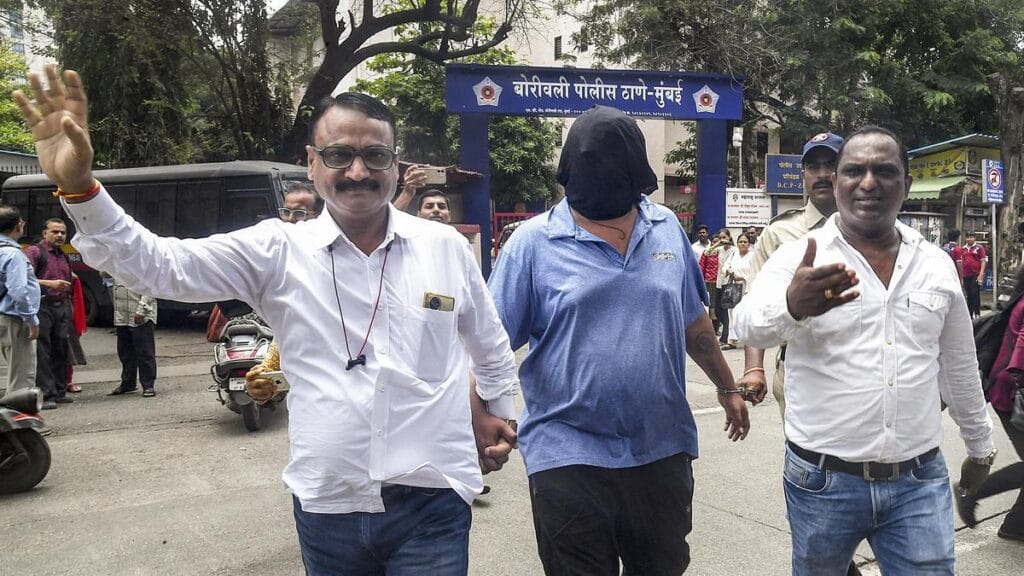 Mumbai Local Train Murder Accused Confesses to Stabbing After Argument Over Open Door