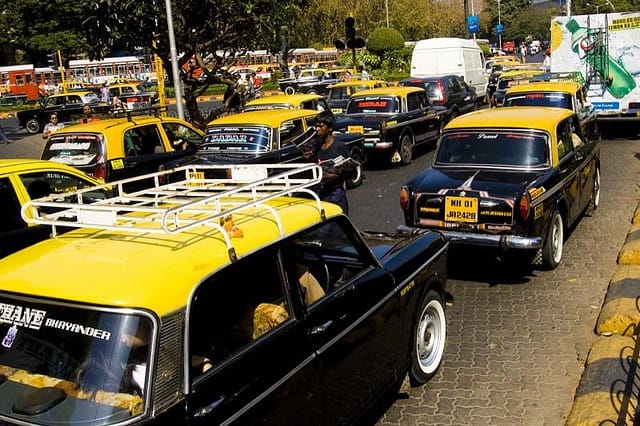 Maharashtra Slams Forced Tips on App-Based Cabs: Govt Orders Crackdown After Kalyan MP Dr Shrikant Shinde Exposes Commuter Exploitation