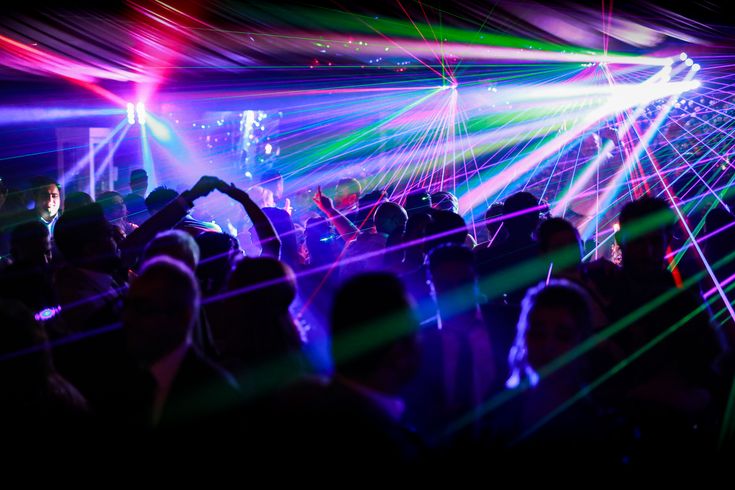 Pune Police Raid Late-Night Party with 156 Attendees, Seize Ganja, Banned Hookah Items Worth ₹85 Lakh