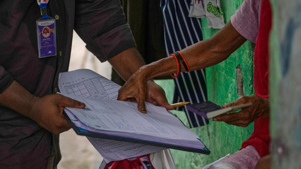 Four Arrested After Misbehaving With Delhi Poll Officer During Voter Revision in Chandni Mahal