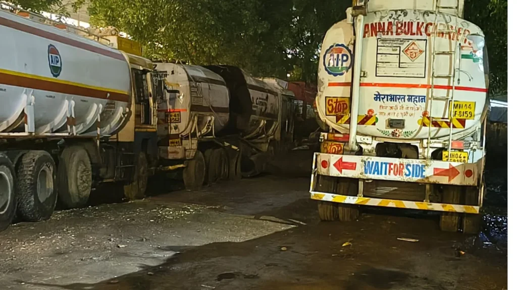 Gas Tanker Explosion in Mumbai’s Chembur Kills Driver, Injures Two Welders