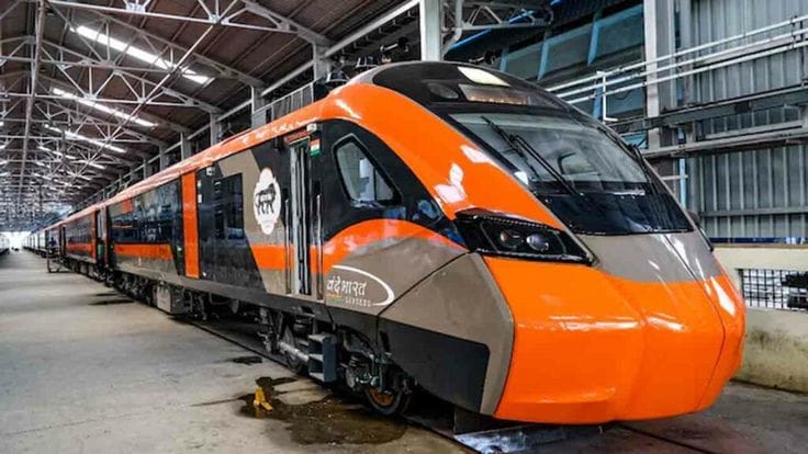 Bengaluru–Mumbai Vande Bharat Sleeper Demand Grows as Trainsets Await Clearance at KSR Bengaluru