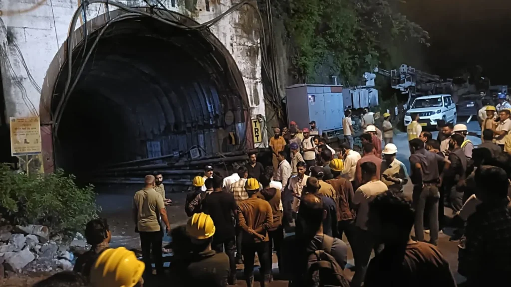 Uttarakhand Tunnel Workers Say They Flagged Water Leak, Got No Reply: 8 Dead in Chamoli Flood Tragedy