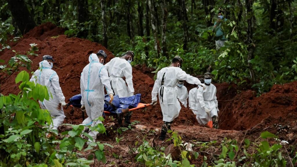 Nepal Flash Floods: Death Toll Reaches 788, Over 2,500 Missing as Rescuers Drill Towards Trapped Tunnel Workers