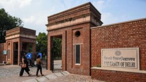 Delhi University Students Struggle With High Rents and Rental Scams as New Session Begins
