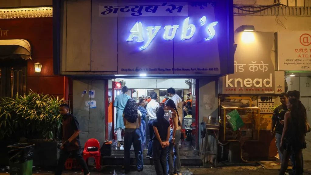 Mumbai’s Famous AYUB’S Loses Food Licence as Maharashtra FDA Crackdown Intensifies