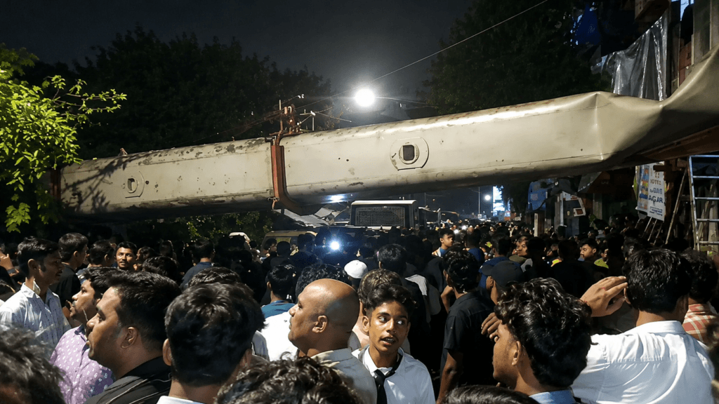 Mumbai Crane Accident: 8 Injured After Crane Topples on Houses During Kurla Eviction Operation