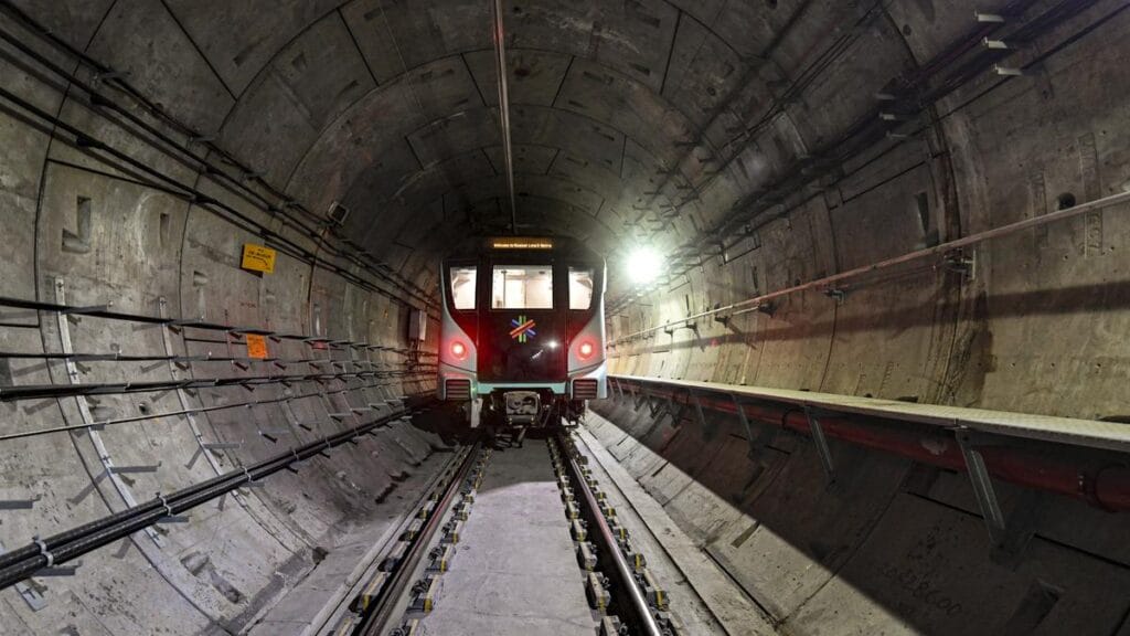 Granite Stones Fall at Mumbai Metro 9 Site; MMRDA Fines Contractor, Consultants ₹12.5 Crore