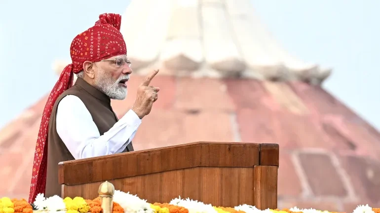 Independence Day: Modi Issues 2 Strong Warnings in Speech