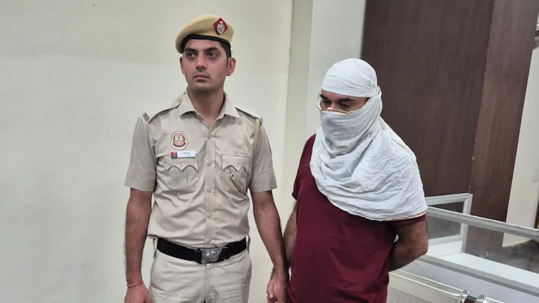 Delhi Man Kills Wife After Children Leave, Banks On TV Show ‘The Staircase’ To Escape Arrest